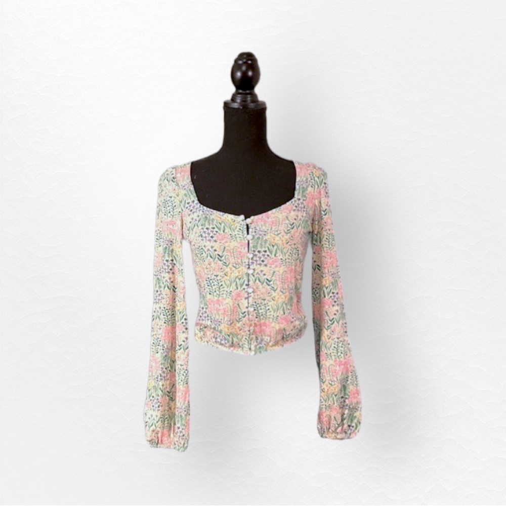 NWT Monki Ulrika Organic Cotton Garden Print Jersey with Balloon Sleeve